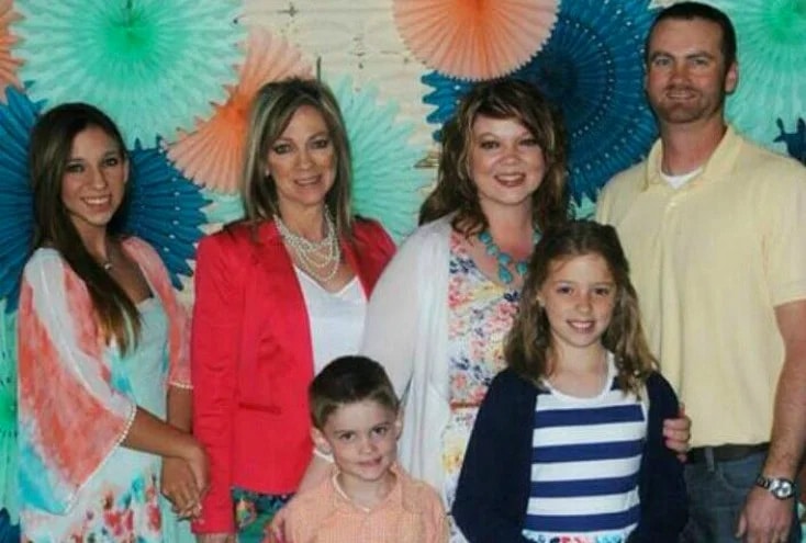 Lisa Dugan and her family