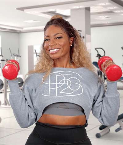 Naiesha lifting weights