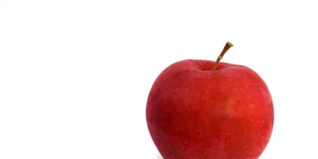 red apple