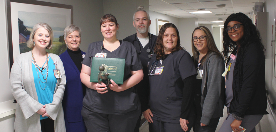 UT Health East Texas Long-Term Acute Care Nurse Receives DAISY Award